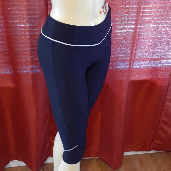 EVERLAST Black Capri Legging size Small - Picture 6 of 9